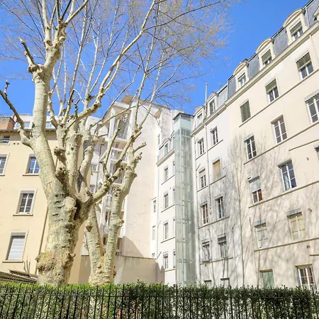 Cosy Et Duplex Brotteaux - Massena Appartement
